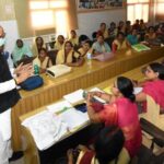 चिनहट सीएचसी में गंदगी पर भड़के डिप्टी सीएम….