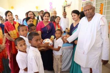 समाज के वंचित वर्ग के बच्चों को सुरक्षित, सुविधायुक्त  वातावरण उपलब्ध कराना हम सभी की सामूहिक जिम्मेदारी – श्रीमती अर्चना अग्रवाल