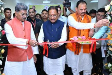 स्वास्थ्य के प्रति जागरूकता का संदेश: मुख्यमंत्री ने विधानसभा परिसर में तीन दिवसीय स्वास्थ्य शिविर का किया शुभारंभ