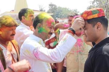 पुलिस लाइन चुर्क में होली मिलन समारोह, अधिकारियों और जवानों ने साझा किया उत्सव का रंग