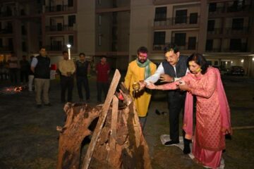 पीवीयूएनएल टाउनशिप ग्राउंड में हर्षोल्लास के साथ मनाया गया होलिका दहन