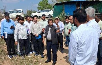 कनहर सिंचाई परियोजना हेड ने बायीं नहर का किया निरीक्षण 