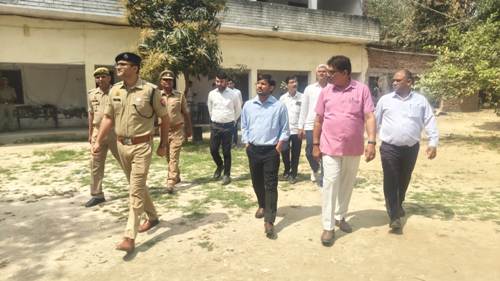 पुलिस उपनिरीक्षक, नागरिक पुलिस भर्ती परीक्षा का जिलाधिकारी ने लिया जायजा 