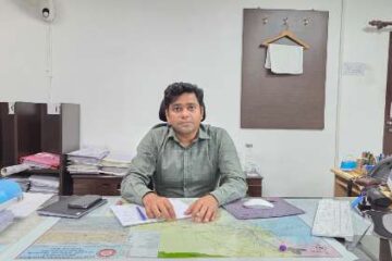 धनंजय कुमार सिंह ने अपर मंडल रेल प्रबंधक प्रयागराज का पदभार ग्रहण किया