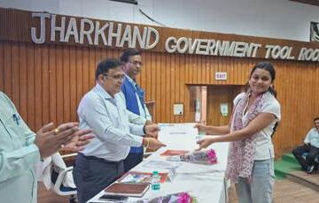 सीएमपीडीआई ने 50 प्रशिक्षुओं को प्रशिक्षण पूरा होने पर प्रमाण-पत्र प्रदान किया