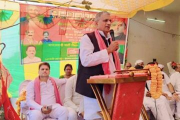 जिला पंचायत अध्यक्ष पर टिप्पणी से बढ़ी सियासत, सपा जिलाध्यक्ष पर तहरीर