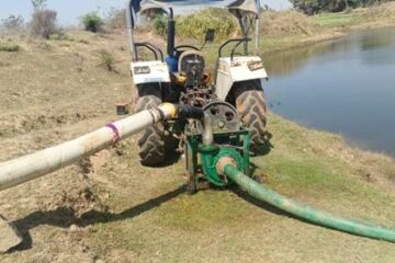 लोढ़ी गांव का तालाब खाली कराने पर ग्रामीणों में आक्रोश, 79 लाख के ‘सुंदरीकरण’ पर उठे सवाल