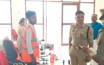 उप निरीक्षक भर्ती परीक्षा को नकलविहीन कराने के लिए पुलिस अधीक्षक ने किया परीक्षा केन्द्रों का निरीक्षण