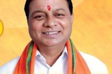 वाणिज्य एवं उद्योग और श्रम मंत्री लखन लाल देवांगन ने प्रदेशवासियों को दी होली पर्व की बधाई