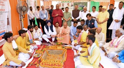 देश के प्रतिभाशाली युवा अपने सामर्थ्य से प्रधानमंत्री जी के विजन को आगे बढ़ा रहे – मुख्यमंत्री