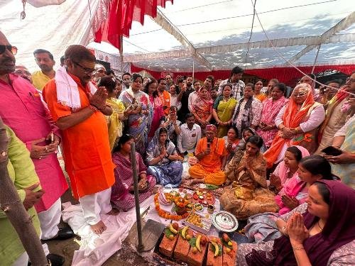 500 बेडेड मल्टी सुपर स्पेशियलिटी चिकित्सालय का हुआ भूमि पूजन