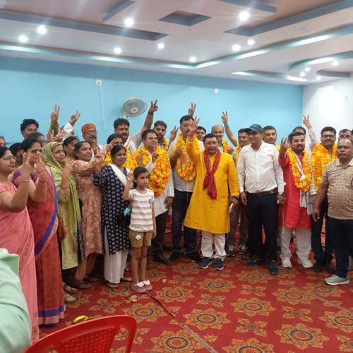 प्राथमिक शिक्षक संघ की नगर ब्लाक अध्यक्ष बनी मंजू चौधरी अनूप उपाध्याय मंत्री 