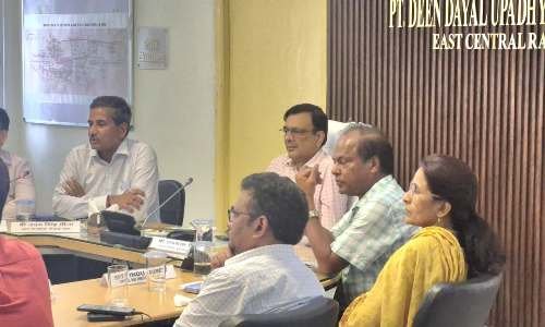 पूर्व मध्य रेल के महाप्रबंधक छत्रसाल सिंह ने पंडित दीन दयाल उपाध्याय मंडल का दौरा किया