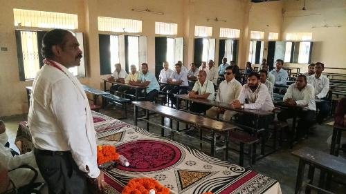छात्राओं के लिए जयहिन्द इंटर कालेज में लगेगा सेनेटरी पैड की मशीन 